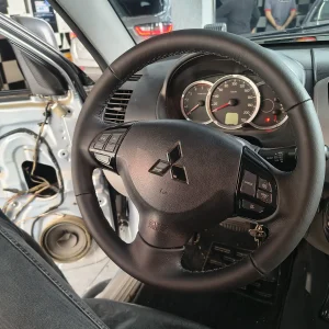 Revestimento de volante Mitsubishi Lancer, Pajero e L200