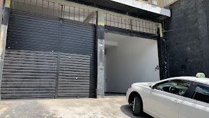 Auto Premium Volante place picture