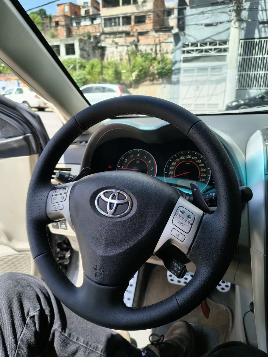 Corolla · acabamento preto · resultado finalizado